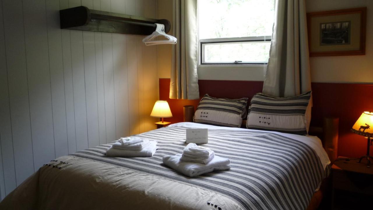 Stewart Mountain Lodge Bagian luar foto