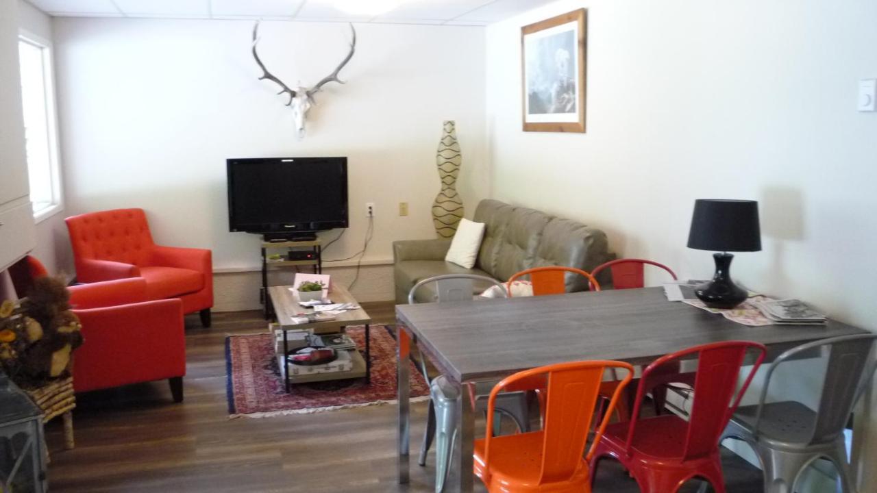 Stewart Mountain Lodge Bagian luar foto