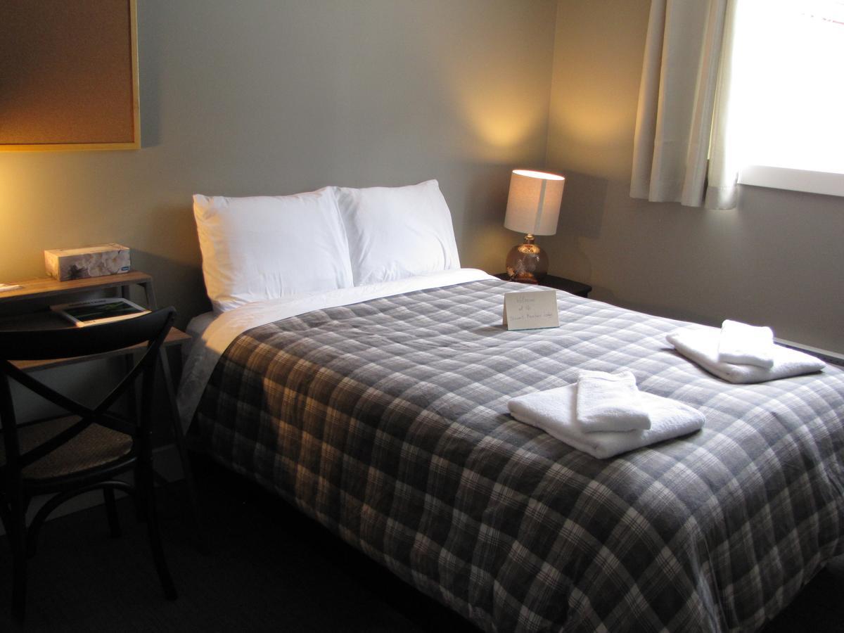 Stewart Mountain Lodge Bagian luar foto