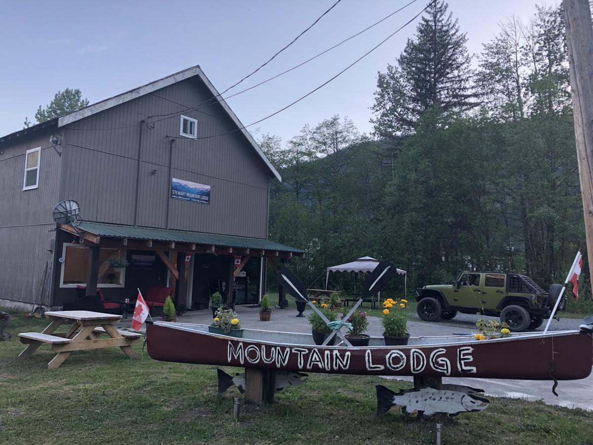 Stewart Mountain Lodge Bagian luar foto