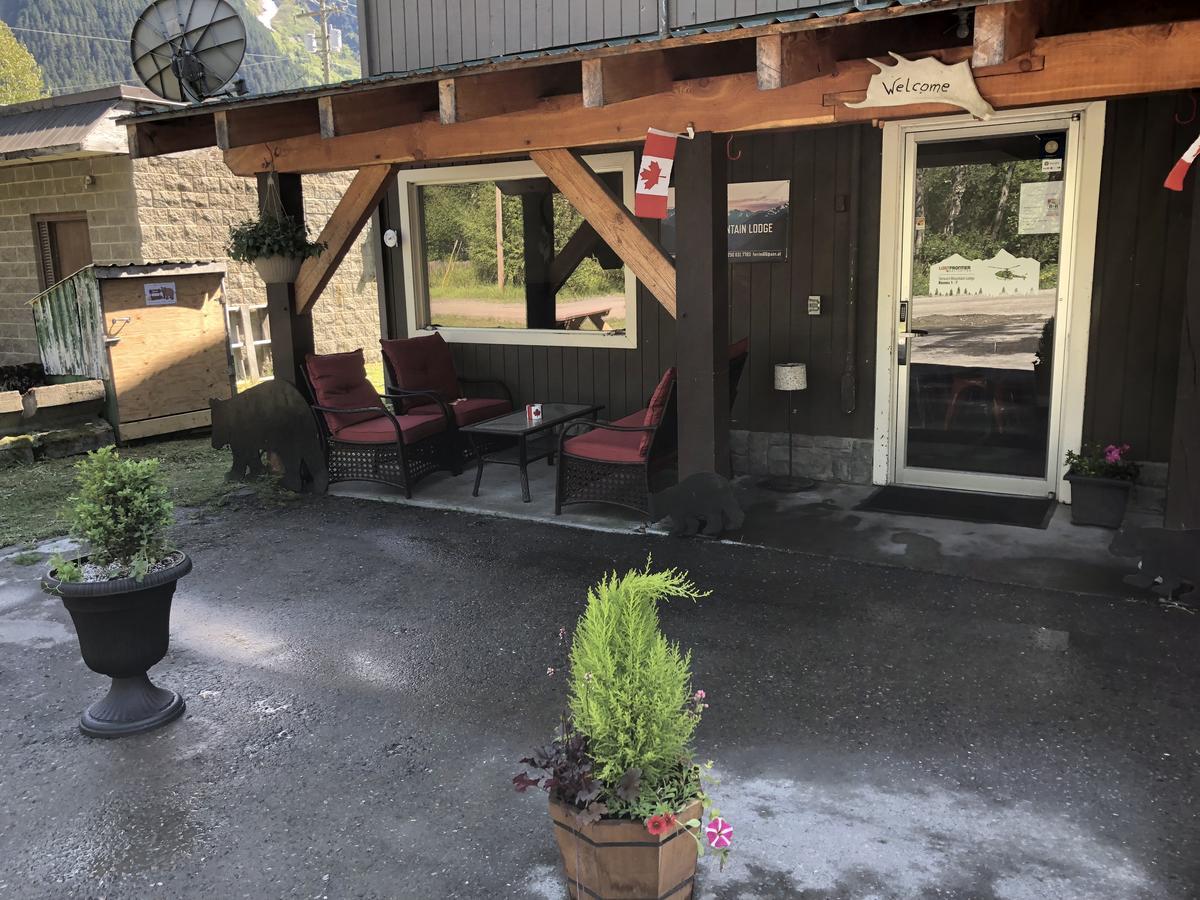 Stewart Mountain Lodge Bagian luar foto